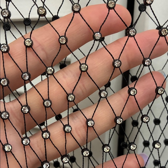 Crystal cover up - Picture 3 of 17